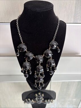 Y2K J. Crew Black Faceted Bib Necklace